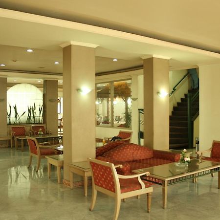 Hotel Royal Palace Μπαντούνγκ Εξωτερικό φωτογραφία