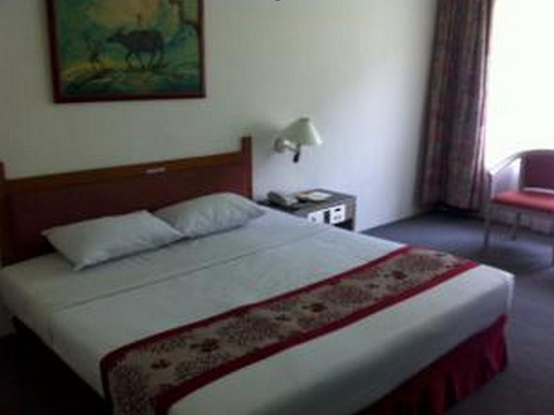 Hotel Royal Palace Μπαντούνγκ Εξωτερικό φωτογραφία